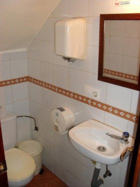 LOCAL EN VENTA EN RENA (CENTRO)