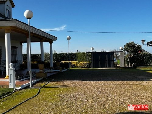 CHALET EN VENTA EN DON BENITO (LAS ARENAS)