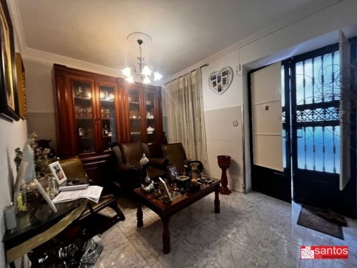 CASA EN VENTA EN DON BENITO (SEMICENTRO)