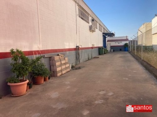 NAVE EN VENTA EN VILLANUEVA DE LA SERENA
