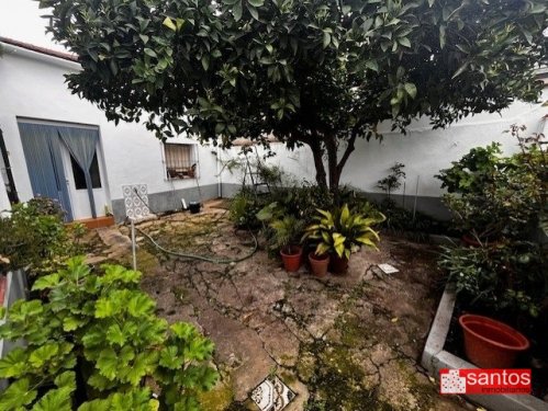 CASA EN VENTA EN DON BENITO (SAN GREGORIO)