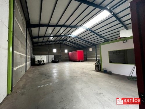 NAVE EN VENTA EN DON BENITO (SAN ISIDRO)