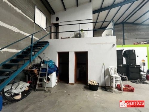 NAVE EN VENTA EN DON BENITO (SAN ISIDRO)