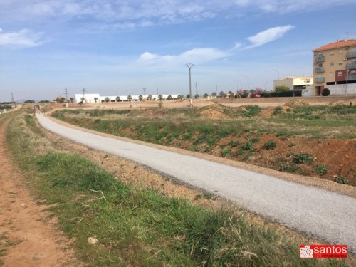 FINCA EN VENTA EN VILLANUEVA DE LA SERENA