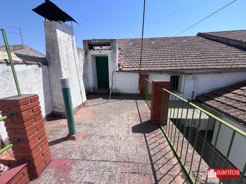 CASA EN VENTA EN DON BENITO (SEMICENTRO)