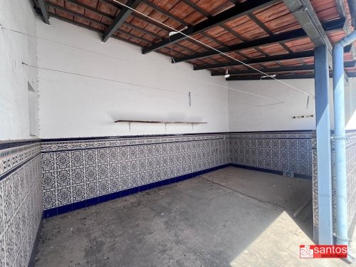 CASA EN VENTA EN DON BENITO (SEMICENTRO)