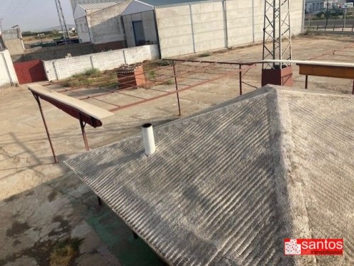 LOCAL EN VENTA EN VILLANUEVA DE LA SERENA