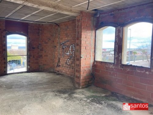CASA EN VENTA EN CASTUERA