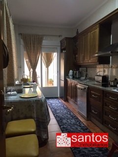 CASA EN VENTA EN DON BENITO (SAN SEBASTIÁN)