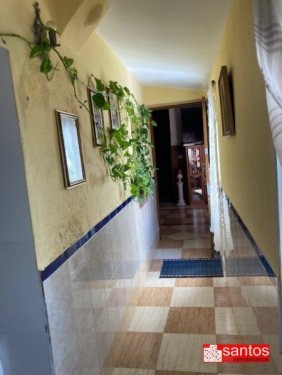 CASA EN VENTA EN MIAJADAS