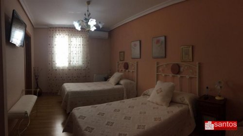 CASA EN VENTA EN DON BENITO (SAN GREGORIO)