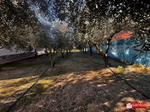 CHALET EN VENTA EN DON BENITO (LAS ARENAS)