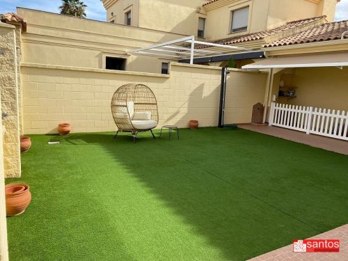 UNIFAMILIAR EN VENTA EN DON BENITO (AVDA. VEGAS ALTAS)