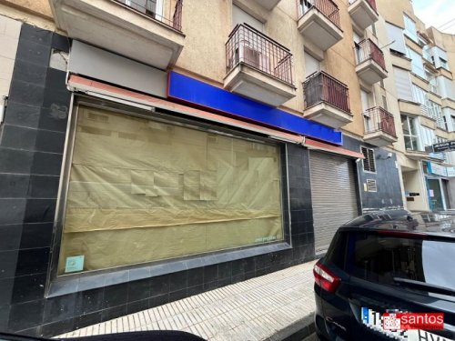 LOCAL EN VENTA EN DON BENITO (AVDA. DE LA CONSTITUCIÓN)