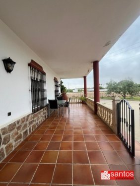 CHALET EN VENTA EN DON BENITO (LAS ARENAS)