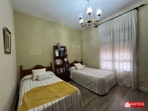CHALET EN VENTA EN DON BENITO (LAS ARENAS)