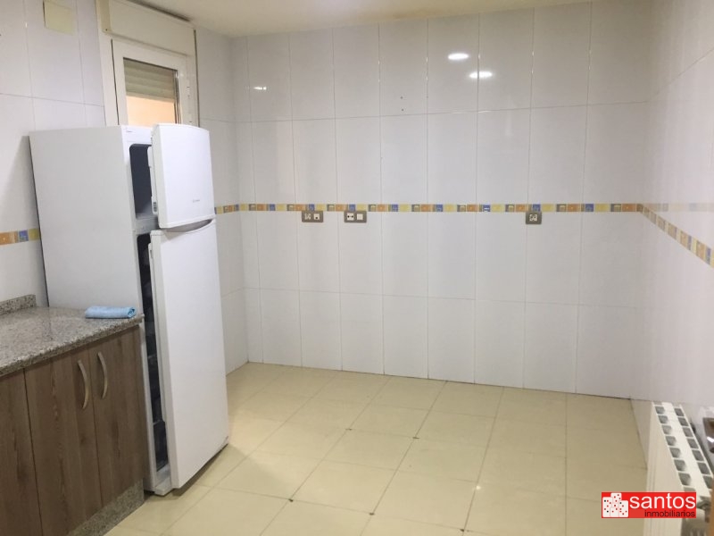 PISO EN VENTA EN DON BENITO (PLAZA ROJA)