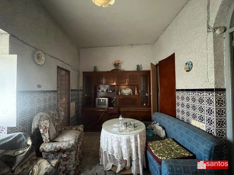 CASA EN VENTA EN RENA