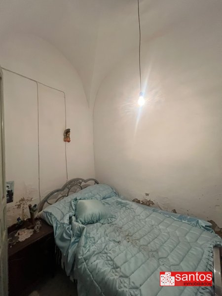 CASA EN VENTA EN RENA