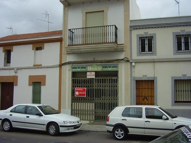 LOCAL EN ALQUILER EN DON BENITO (SAN GREGORIO)