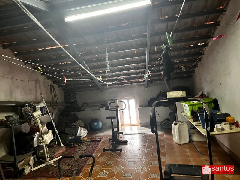 CASA EN VENTA EN DON BENITO (SEMICENTRO)