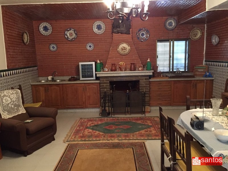 CHALET EN VENTA EN DON BENITO (AVDA. VEGAS ALTAS)