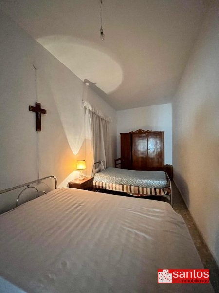 CASA EN VENTA EN VILLAR DE RENA