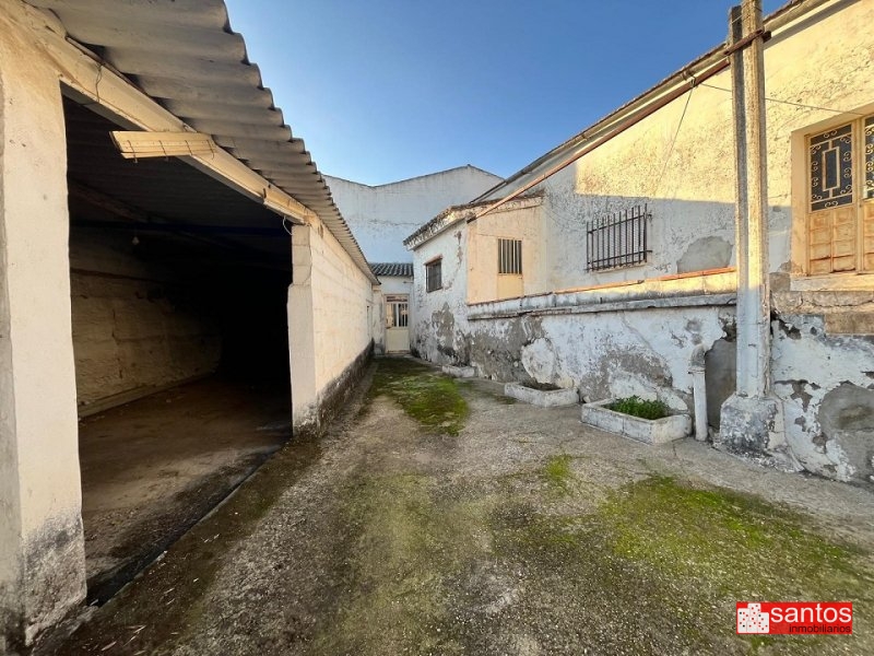 CASA EN VENTA EN VILLAR DE RENA