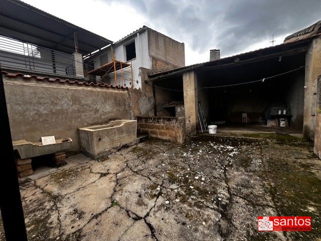 CASA EN VENTA EN DON BENITO (SAN GREGORIO)