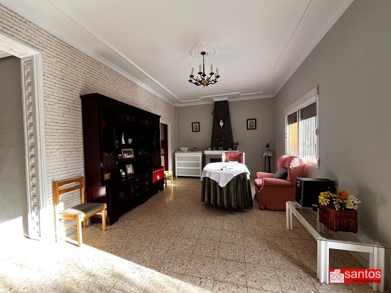CHALET EN VENTA EN DON BENITO (LAS CRUCES)