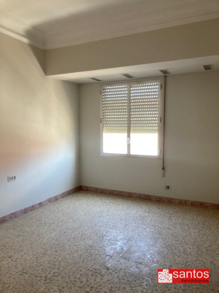 PISO EN VENTA EN DON BENITO (SAN GREGORIO)