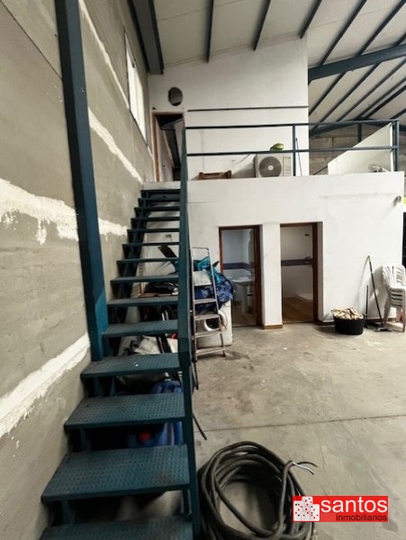 NAVE EN VENTA EN DON BENITO (SAN ISIDRO)