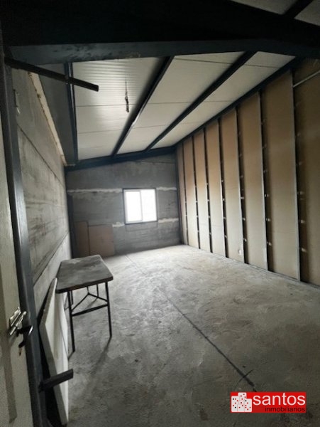 NAVE EN VENTA EN DON BENITO (SAN ISIDRO)
