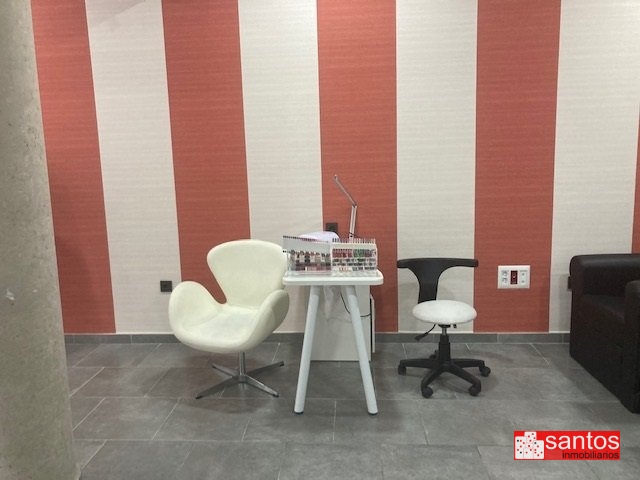 LOCAL EN VENTA EN DON BENITO (SEMICENTRO)