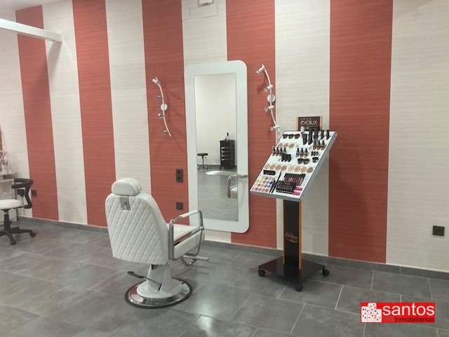 LOCAL EN VENTA EN DON BENITO (SEMICENTRO)