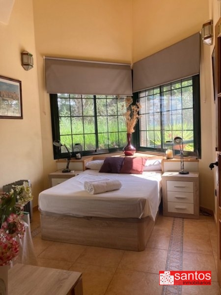 CASA EN VENTA EN SANTA AMALIA