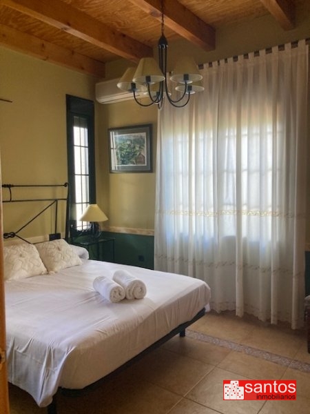 CASA EN VENTA EN SANTA AMALIA