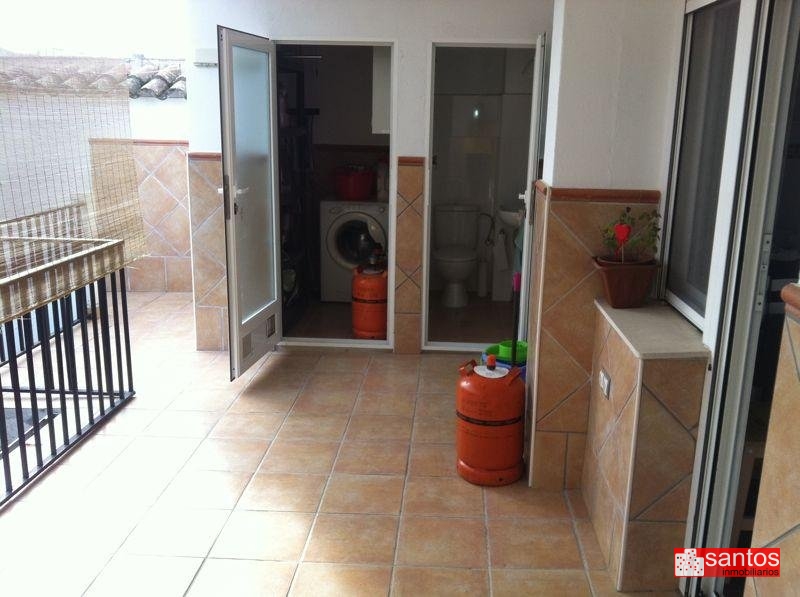 PISO EN VENTA EN DON BENITO (SEMICENTRO)