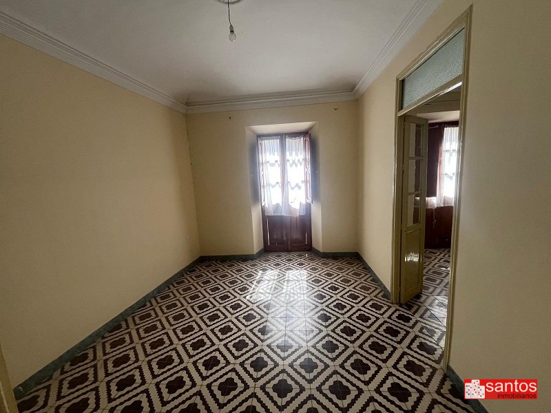 CASA EN VENTA EN DON BENITO (CENTRO)