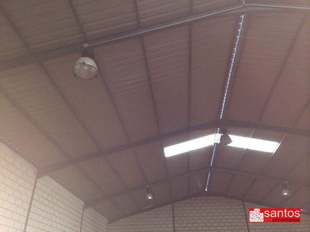 NAVE EN VENTA EN VILLANUEVA DE LA SERENA