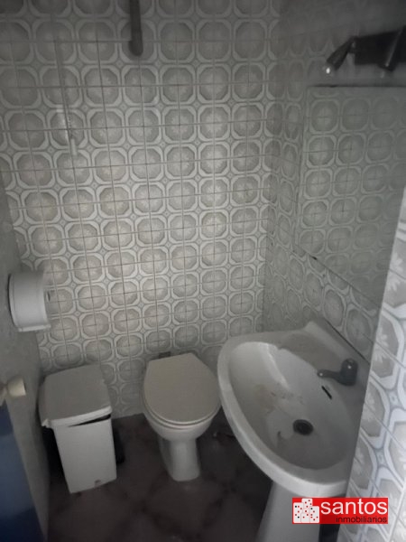 LOCAL EN VENTA EN DON BENITO (SEMICENTRO)