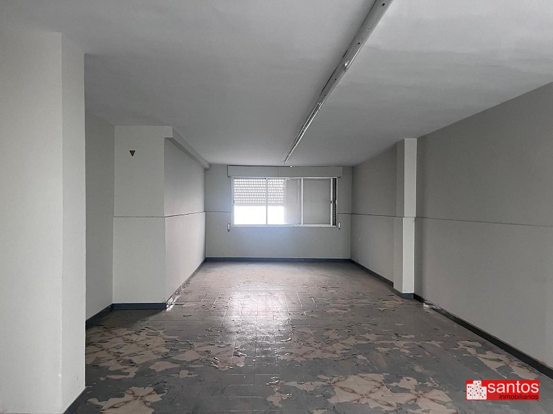 LOCAL EN VENTA EN DON BENITO (SEMICENTRO)