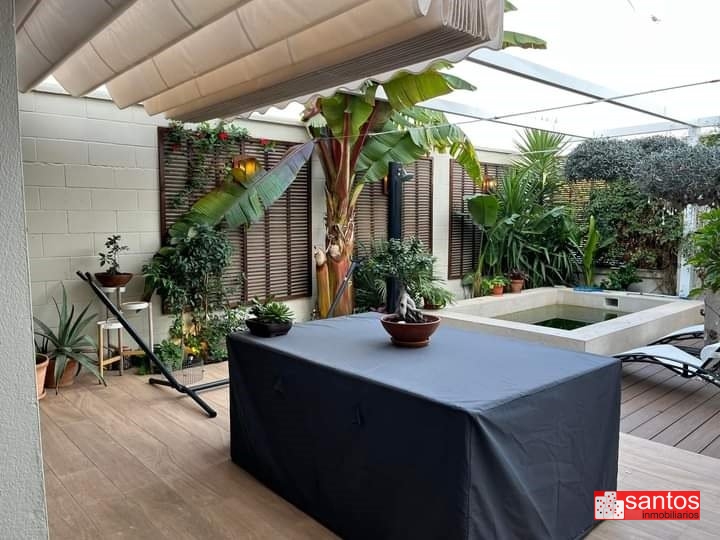 UNIFAMILIAR EN VENTA EN DON BENITO (AVDA. VEGAS ALTAS)