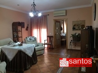 CASA EN VENTA EN DON BENITO (SAN SEBASTIÁN)