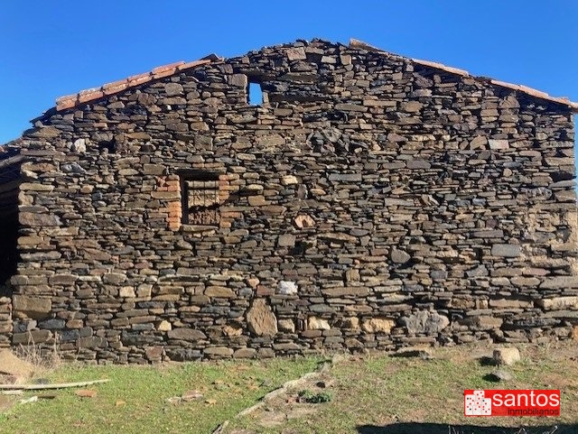 FINCA EN VENTA EN CAMPANARIO