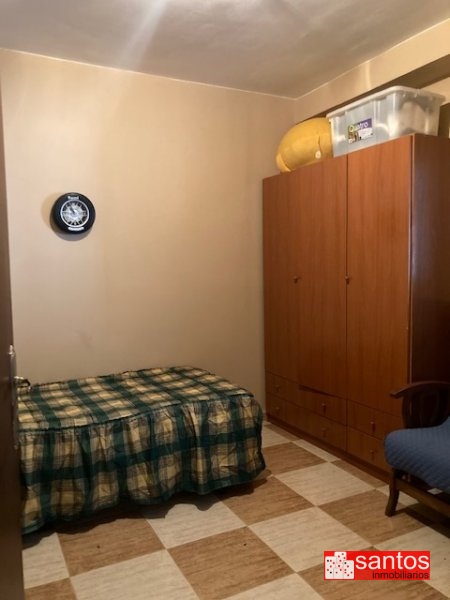 CASA EN VENTA EN MIAJADAS