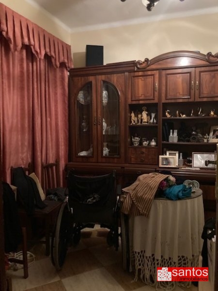 CASA EN VENTA EN MIAJADAS