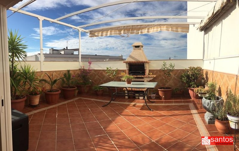 CASA EN VENTA EN DON BENITO (SAN GREGORIO)