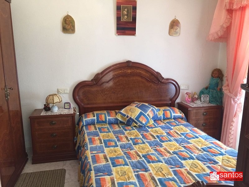 CASA EN VENTA EN VILLANUEVA DE LA SERENA