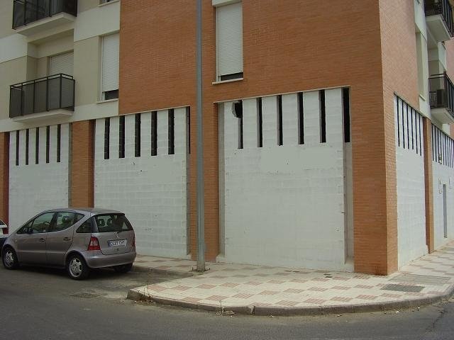 LOCAL EN ALQUILER EN DON BENITO (LOS BARROS)